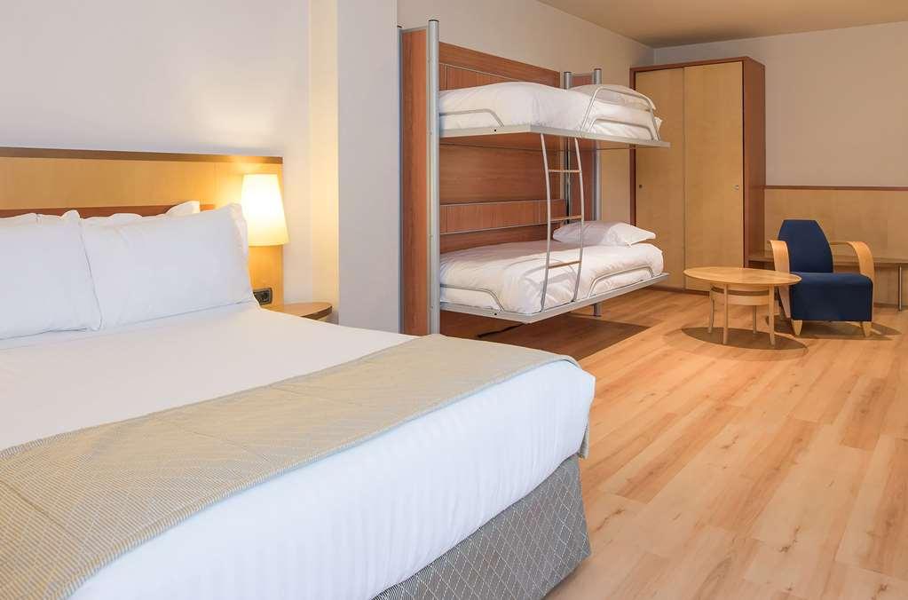 Hotel Castellon Center Affiliated By Melia Καστεγιόν δε λα Πλάνα Δωμάτιο φωτογραφία